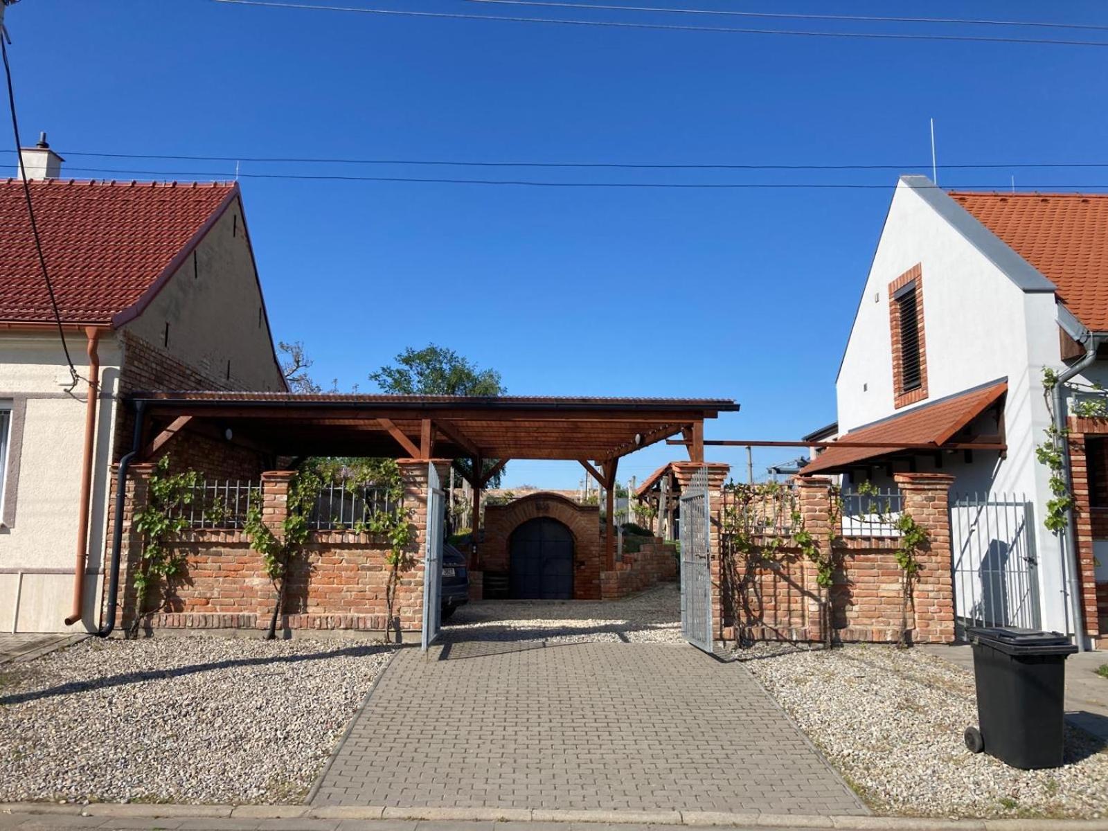Vinarsky Dvur Turna Appartamento *
